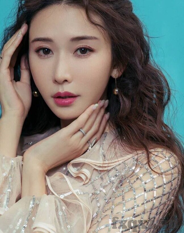 中文字幕人妻视频-中文字幕人妻视频，文化与伦理的边界探讨